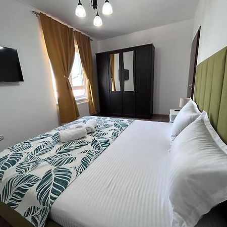 Braytim Residence Free Private Parking Giroc ภายนอก รูปภาพ